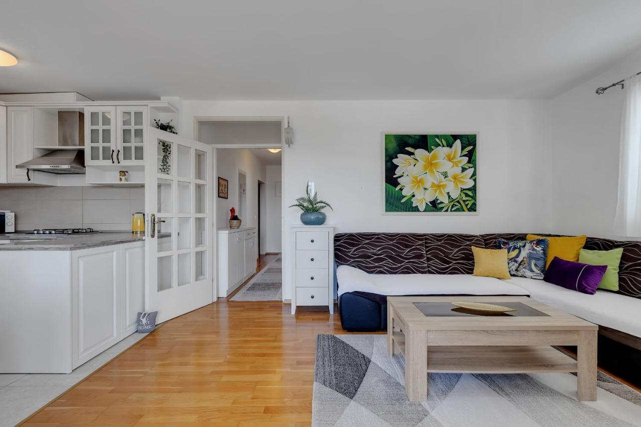 Apartman Pine Fine With Free Parking *